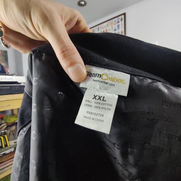 Authentic 'Nascar' team caliber black Matt Kenseth DeWALT racing 17 jacket 2XL - Picture 4 of 4